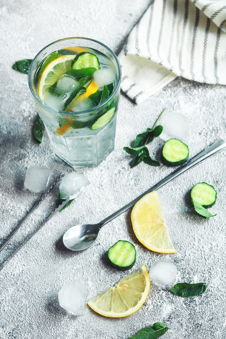 lemonade, lemon water, cucumber water-6585073.jpg