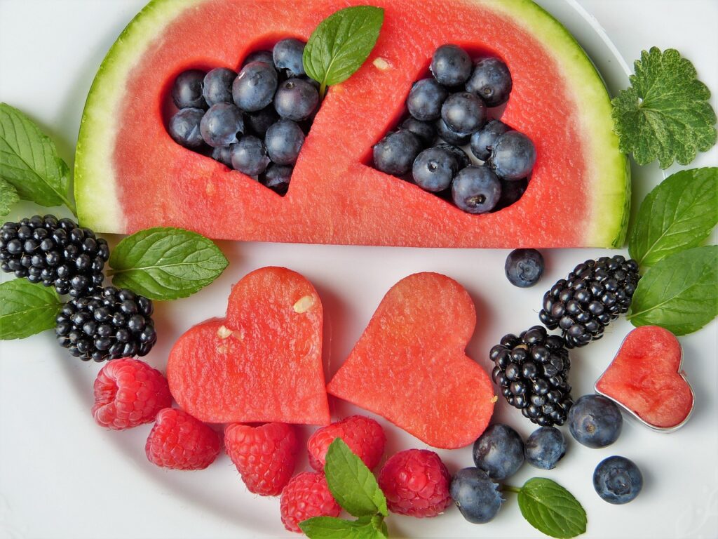 watermelon, berries, fruits-2367029.jpg
